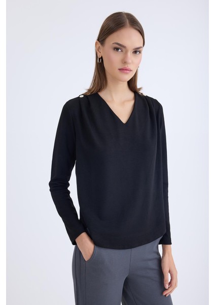 V Yaka Omuzu Düğmeli Uzun Kol Bluz indirimleri