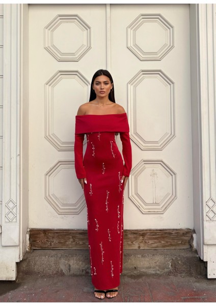 Taş Detaylı Straplez Yaka Scuba Kumaş Uzun Kol Elbise Kırmızı 583350