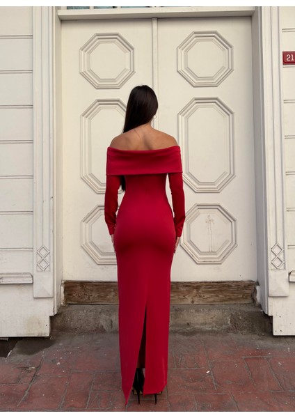 Taş Detaylı Straplez Yaka Scuba Kumaş Uzun Kol Elbise Kırmızı 583350 modelleri