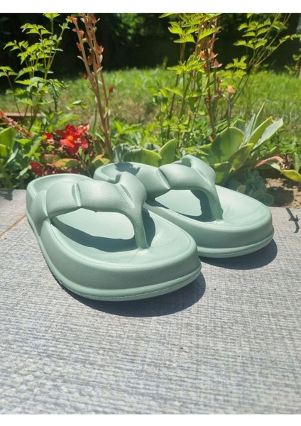 Kadın Parmak Arası Terlik Yüksek fiyatları