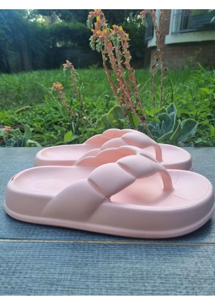 Kadın Parmak Arası Terlik Yüksek fiyatları