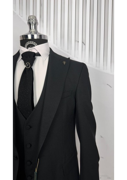 Slim Fit Kırlangıç Yaka Damatlık fiyatları