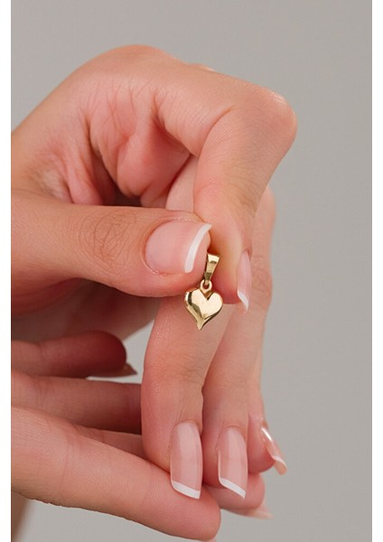 14 Ayar Altın Zarif Kalp Kolye Ucu