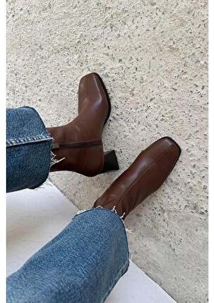Trew Kadın Streç Bilekli Orta Boy Topuklu Bot Kahve fiyatları