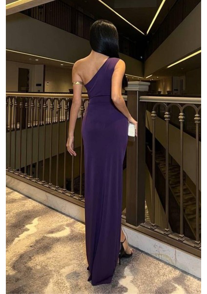 Tek Omuz Detaylı Sandy Kumaş Elbise 583181 Mor fırsatları