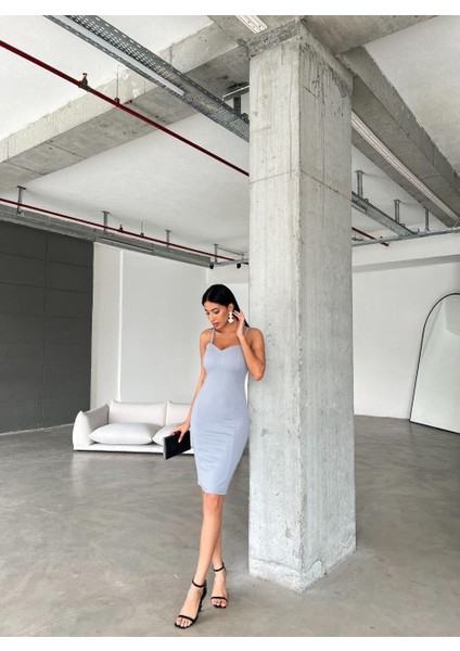 Kalp Yaka Kalın Askılı Krep Kumaş Kalem Elbise 581812 Gri fırsatları