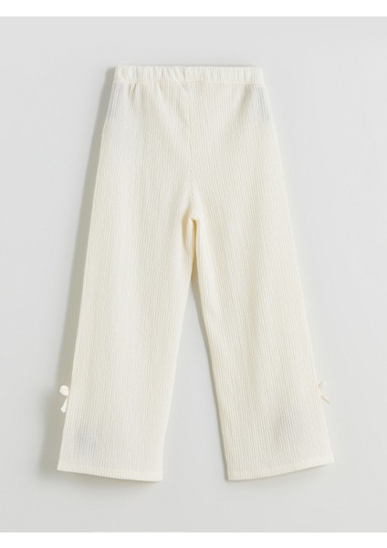 Yeni Sezon Beli Lastikli Fiyonk Detaylı Kız Çocuk Pantolon modelleri