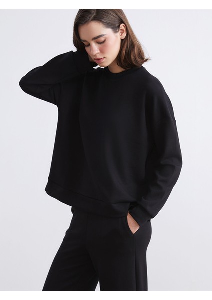 Yeni Sezon Bisiklet Yaka Oversize Kadın Sweatshirt