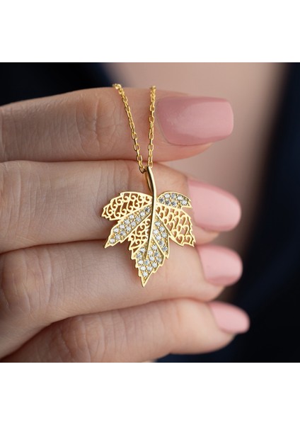 925 Ayar Gümüş Taşlı Çınar Yaprağı Kolye