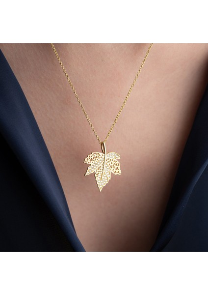 925 Ayar Gümüş Taşlı Çınar Yaprağı Kolye fiyatları