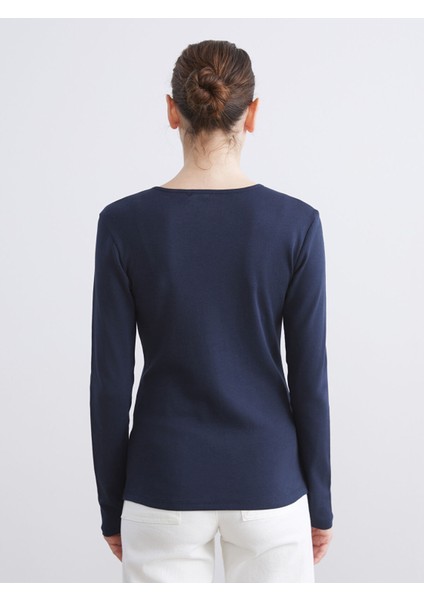 Yeni Sezon Bisiklet Yaka Kadın Tişört fırsatları