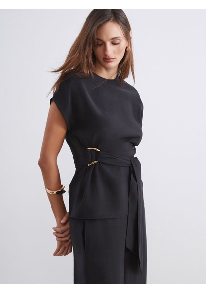 Yeni Sezon Bisiklet Yaka Kuşaklı Bluz