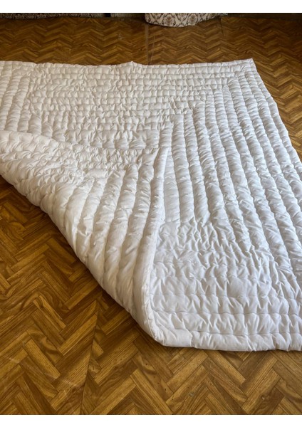 El Yapımı El Sırıması Battal Boy Merinos Kuzu Yün Yorgan 220X240
