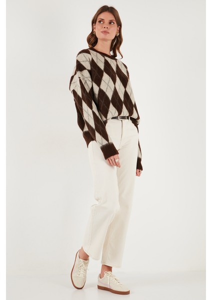 Oversize Fit Bisiklet Yaka Baklava Desenli Yumuşak Dokulu Kazak Bayan Kazak 4616223 modelleri