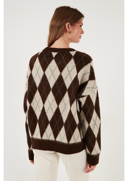 Oversize Fit Bisiklet Yaka Baklava Desenli Yumuşak Dokulu Kazak Bayan Kazak 4616223