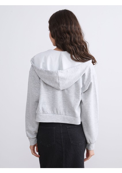Yeni Sezon Kapüşonlu Kadın Fermuarlı Sweatshirt fırsatları