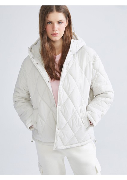 Yeni Sezon Kapüşonlu Kapitone Oversize Kadın Şişme Mont