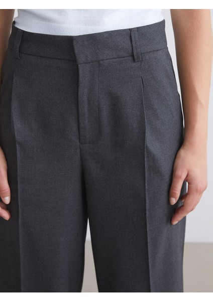 Yeni Sezon Geniş Paça Pileli Kadın Pantolon modelleri