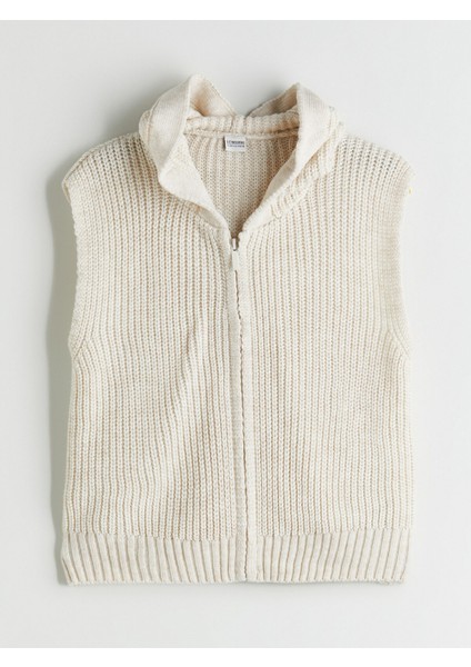 Yeni Sezon Kapüşonlu Kız Çocuk Triko Yelek
