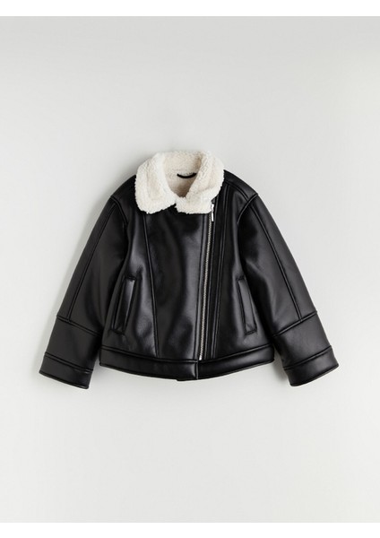 Yeni Sezon Pelüş Yaka Deri Görünümlü Kız Çocuk Mont