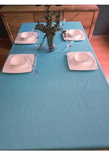 Dertsiz Su Itici Özeliğe Sahip Masa Örtüsü fırsatları