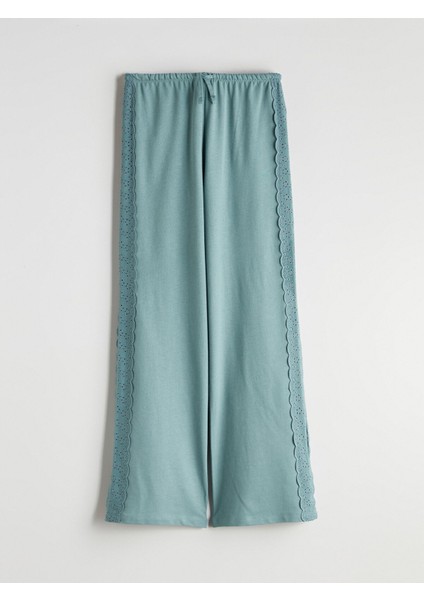 Yeni Sezon Beli Lastikli Fisto Detaylı Kız Çocuk Pantolon