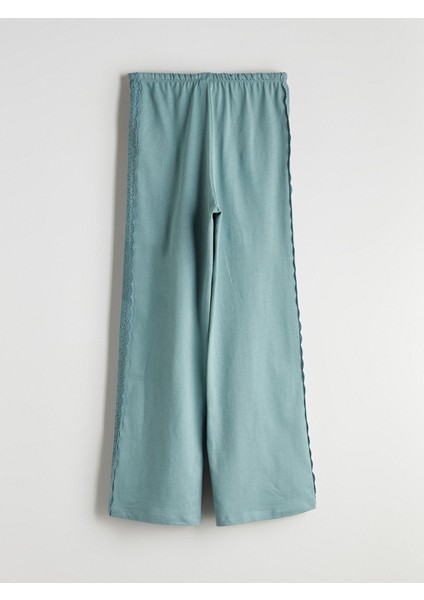 Yeni Sezon Beli Lastikli Fisto Detaylı Kız Çocuk Pantolon modelleri