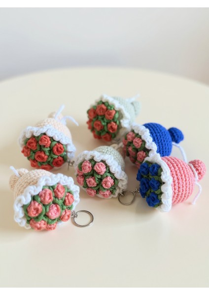 Örgü Çiçek Buketi Anahtarlık | El Yapımı Amigurumi Buket Anahtarlık | Romantik & Sevimli modelleri