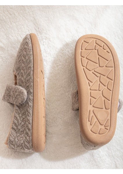 Yeni Sezon Kadın Ev Ayakkabısı fırsatları