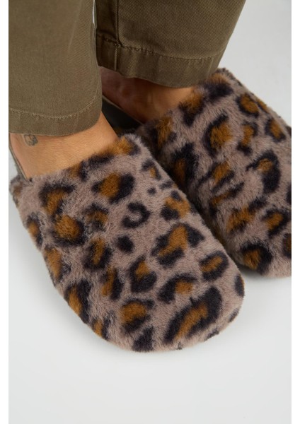 Leda Kadın Peluş Düz Vizon Leopar Terlik modelleri