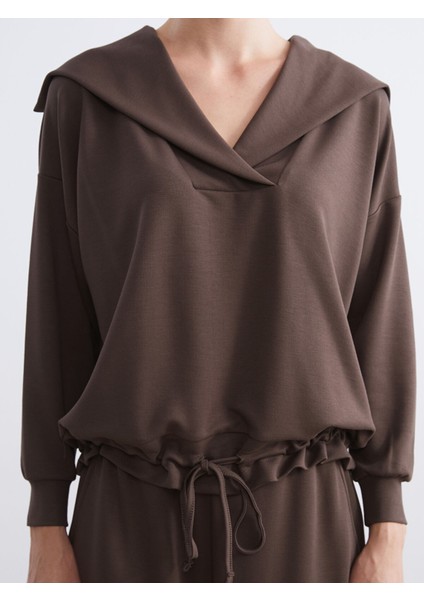 Yeni Sezon Polo Yaka Bağcıklı Bluz modelleri