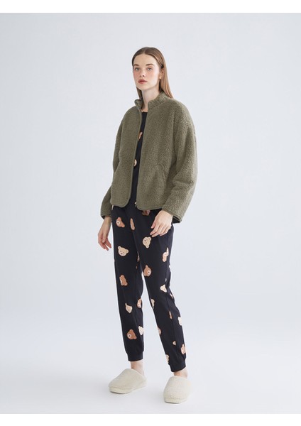 Yeni Sezon Dik Yaka Pelüş Kadın Pijama Üstü fiyatları