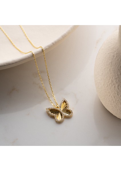 925 Ayar Gümüş Dokulu ve Taşlı Yonca Kolye fiyatları