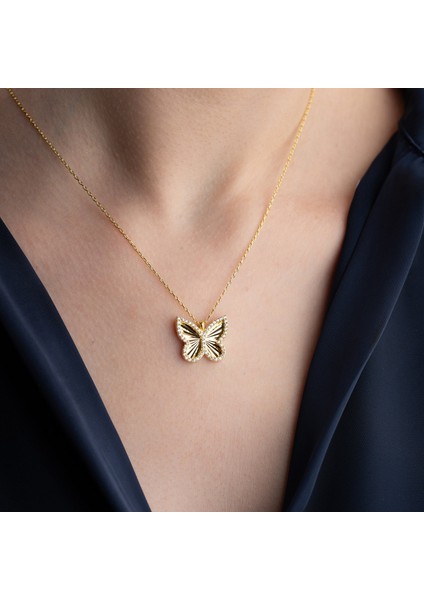 925 Ayar Gümüş Dokulu ve Taşlı Yonca Kolye modelleri