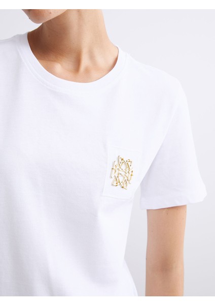 Yeni Sezon Bisiklet Yaka Metal Süs Detaylı Kadın Tişört modelleri