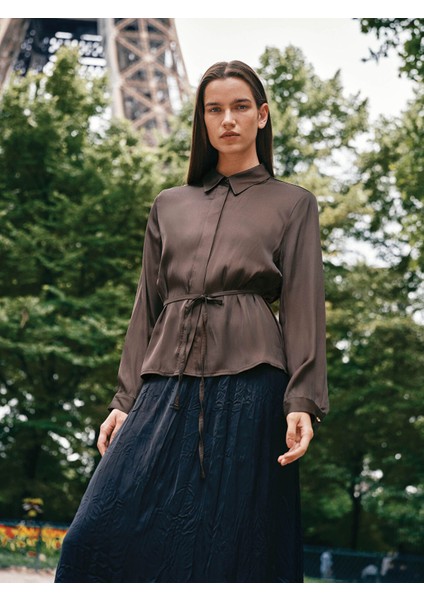Yeni Sezon Beli Kuşaklı Saten Kadın Gömlek