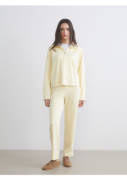 Yeni Sezon Dik Yaka Oversize Kadın Sweatshirt modelleri