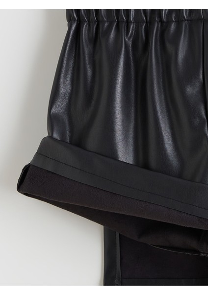 Yeni Sezon Beli Lastikli Deri Görünümlü Kız Çocuk Şort Etek fırsatları