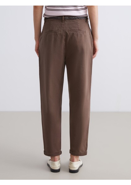 Yeni Sezon Beli Kemerli Carrot Fit Kadın Jean Pantolon fırsatları