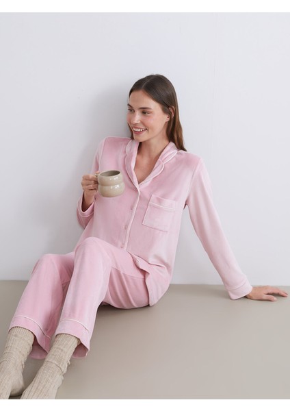 Yeni Sezon Gömlek Yaka Kadife Kadın Pijama Takımı fiyatları