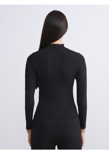 Yeni Sezon Dik Yaka Kadın Body fırsatları