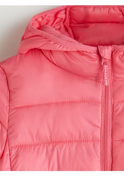 Yeni Sezon Kapüşonlu Kız Çocuk Şişme Mont modelleri