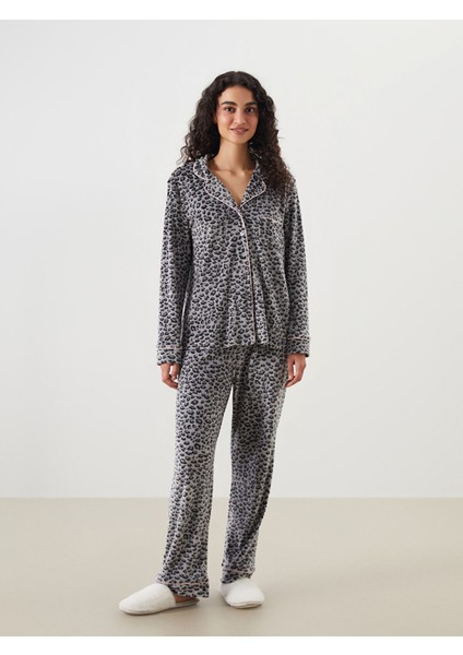 Yeni Sezon Leopar Desenli Kadife Kadın Pijama Takım