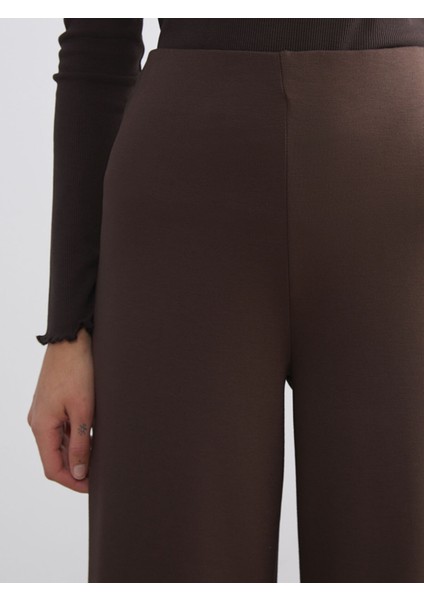 Yeni Sezon Beli Lastikli Geniş Paça Kadın Pantolon modelleri