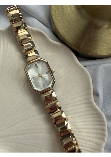 Gold Baklalı Şık Saat modelleri