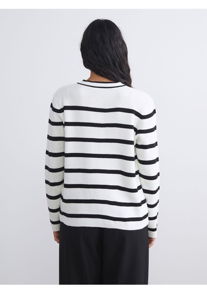 Yeni Sezon Bisiklet Yaka Çizgili Kadın Triko Hırka fırsatları