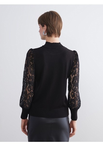 Yeni Sezon Yarım Balıkçı Yaka Dantel Detaylı Kadın Triko Kazak fırsatları