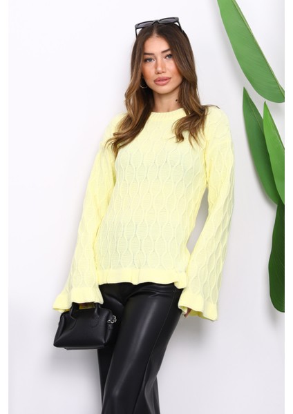 Sarı Bel ve Kol Ucu Fırfırlı Triko Kazak