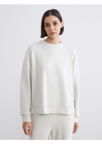 Yeni Sezon Bisiklet Yaka Oversize Kadın Sweatshirt fiyatları