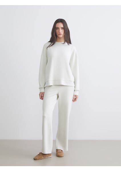 Yeni Sezon Bisiklet Yaka Oversize Kadın Sweatshirt fırsatları